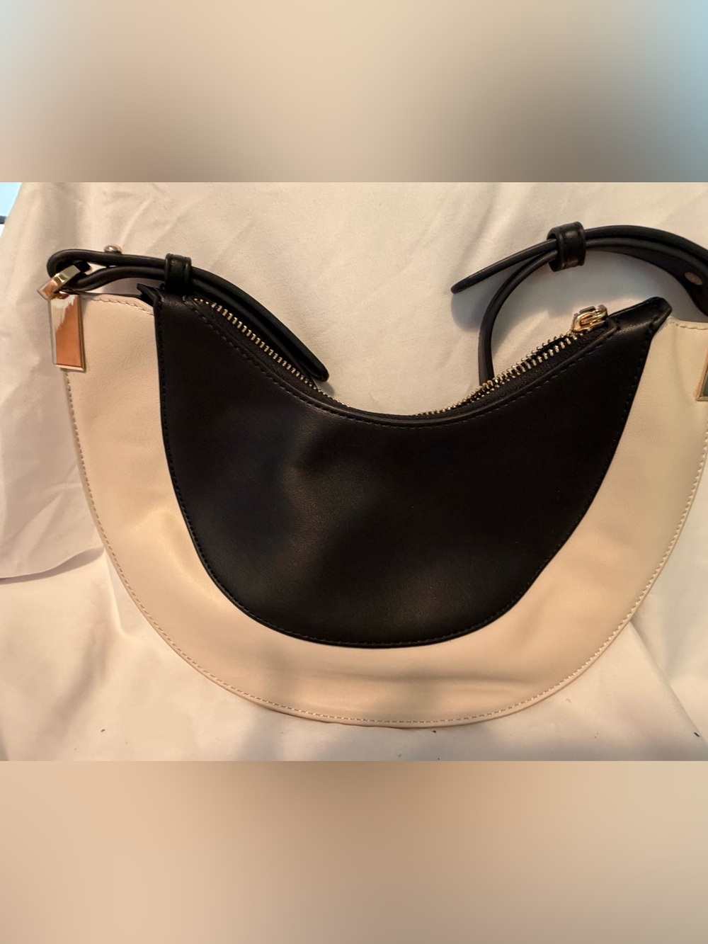 Lulu's Black and Cream Crescent Shoulder Bag